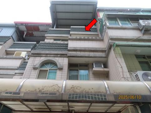 嘉義軍輝路 透天3樓四房人車分道