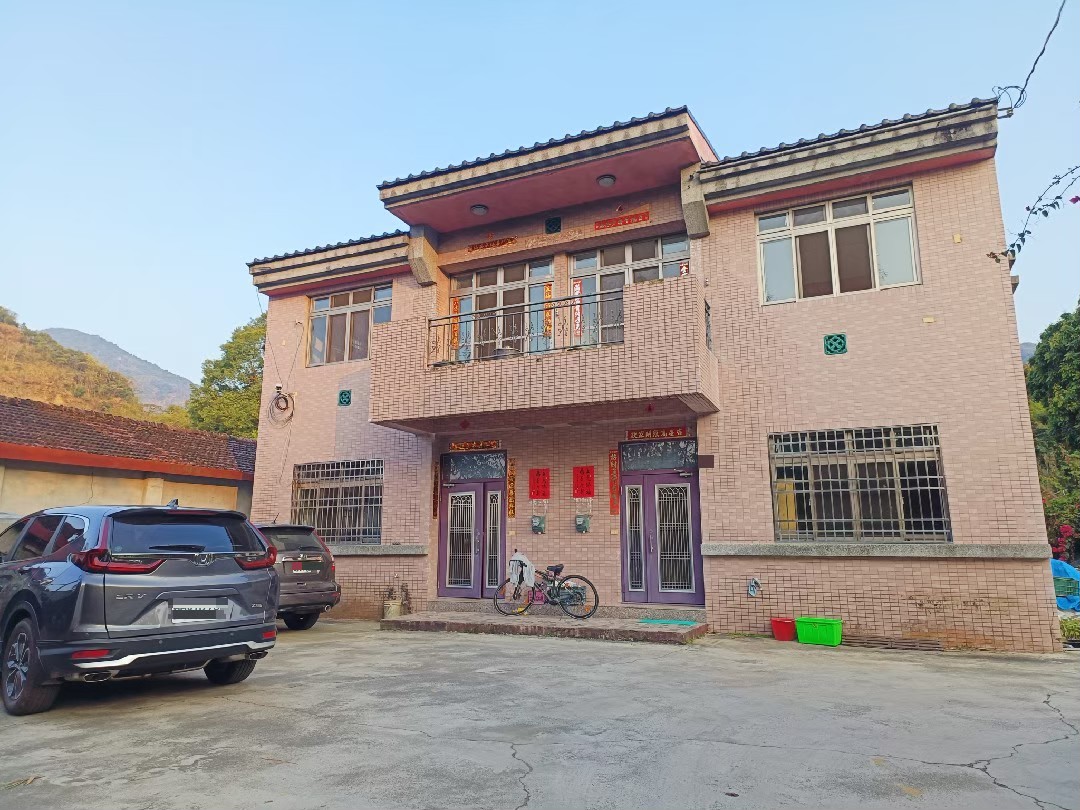 鹿谷近麒麟潭大地坪獨棟別墅台中買屋賣房,土地王劉志忠