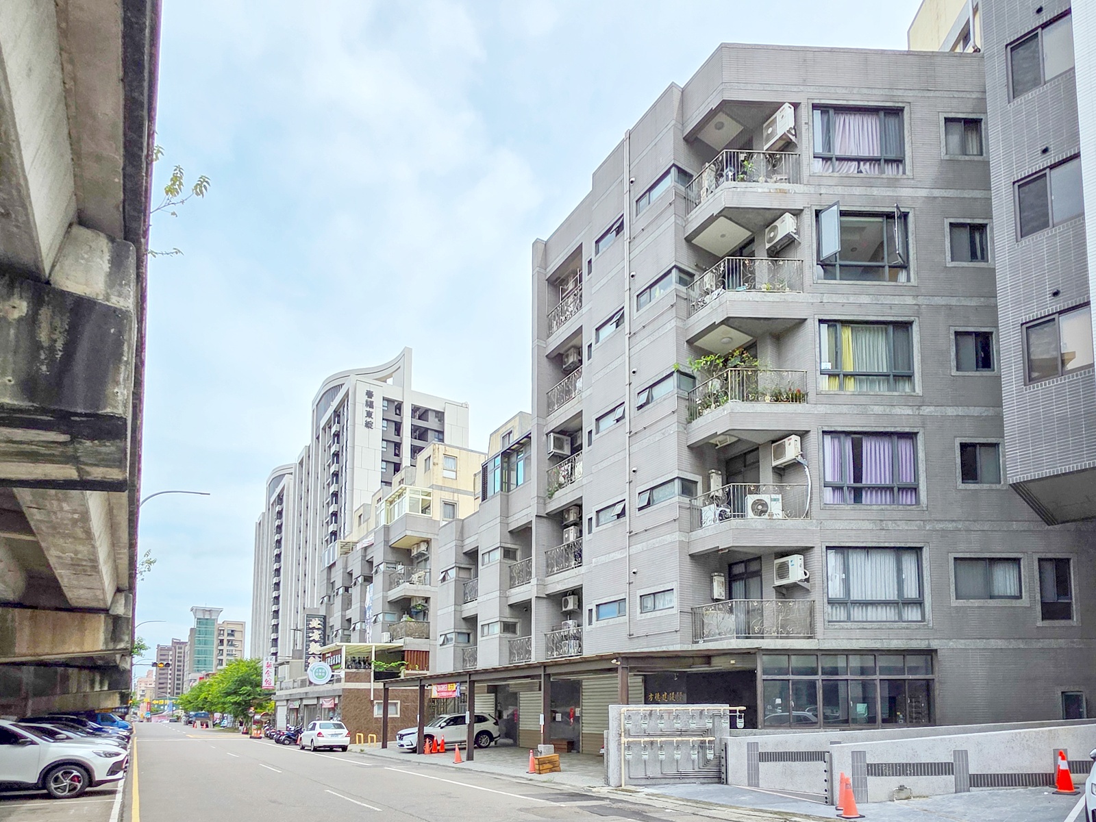 🏡方德大苑｜竹東自強學區三代同堂漂亮五房車庫美墅