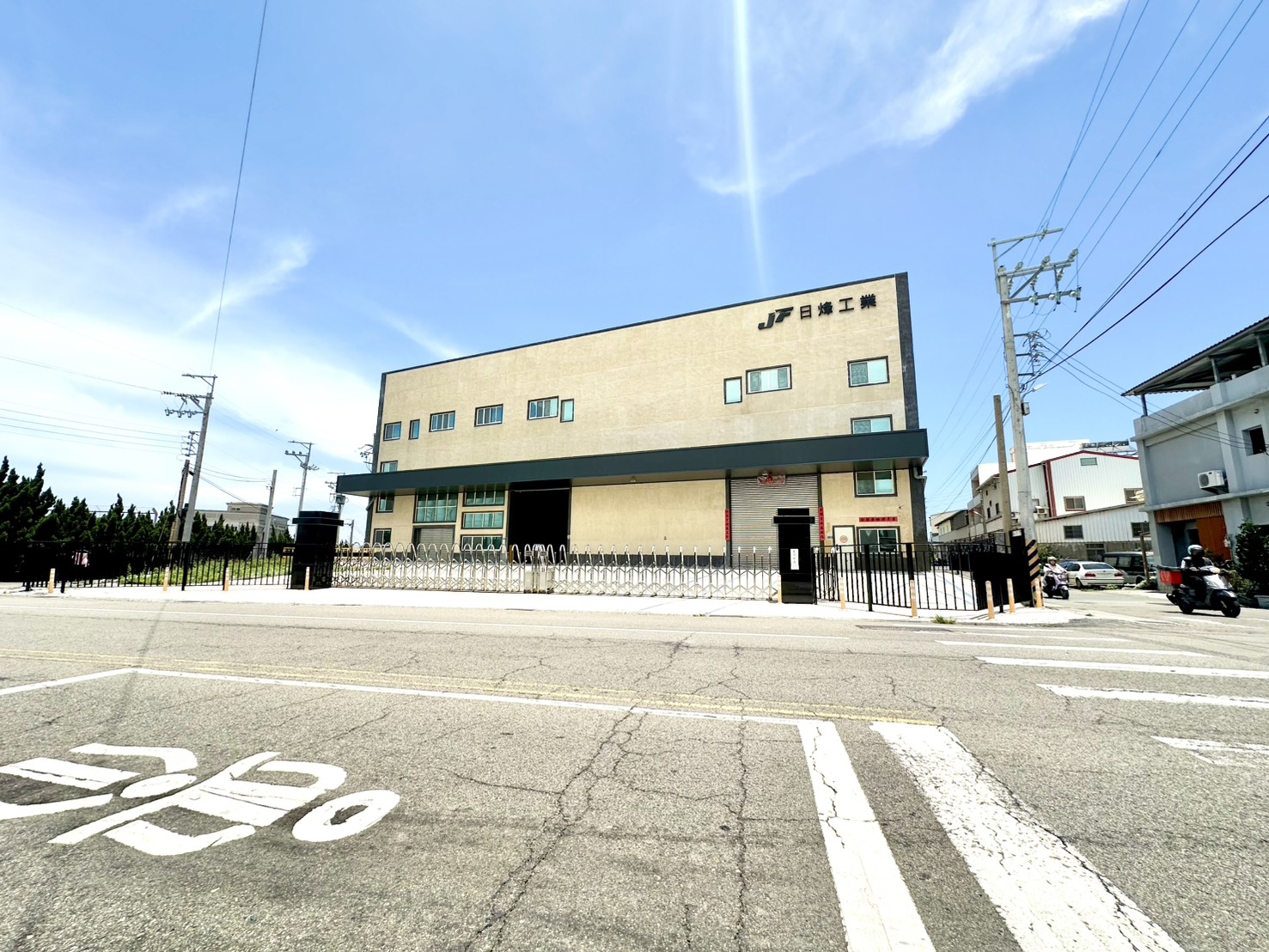 讚👍大甲全新乙工廠房🏗多停車位💖16米路寬💥