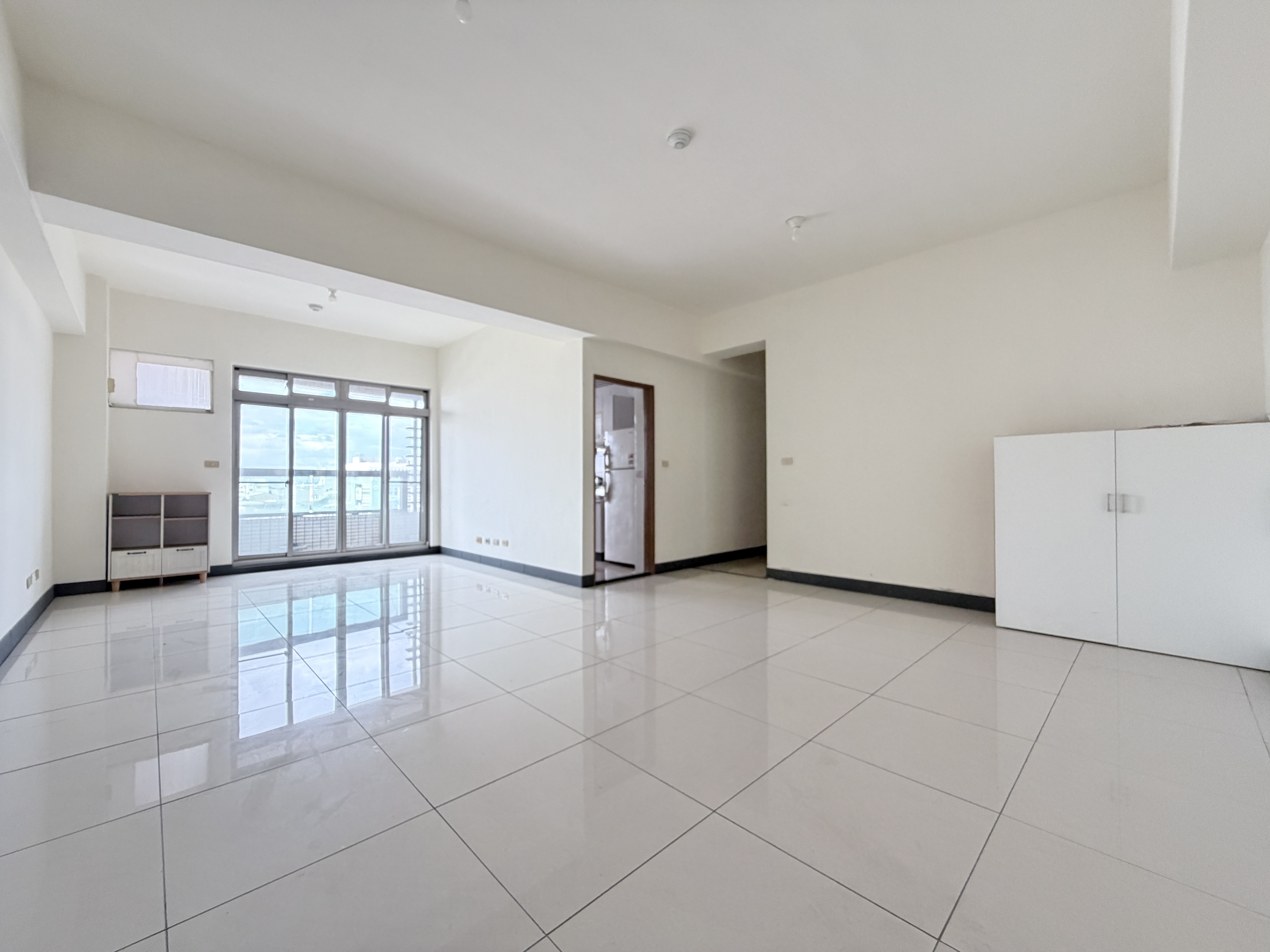 A★勵志新城 甲區 面馬路 美三房+🚗平車