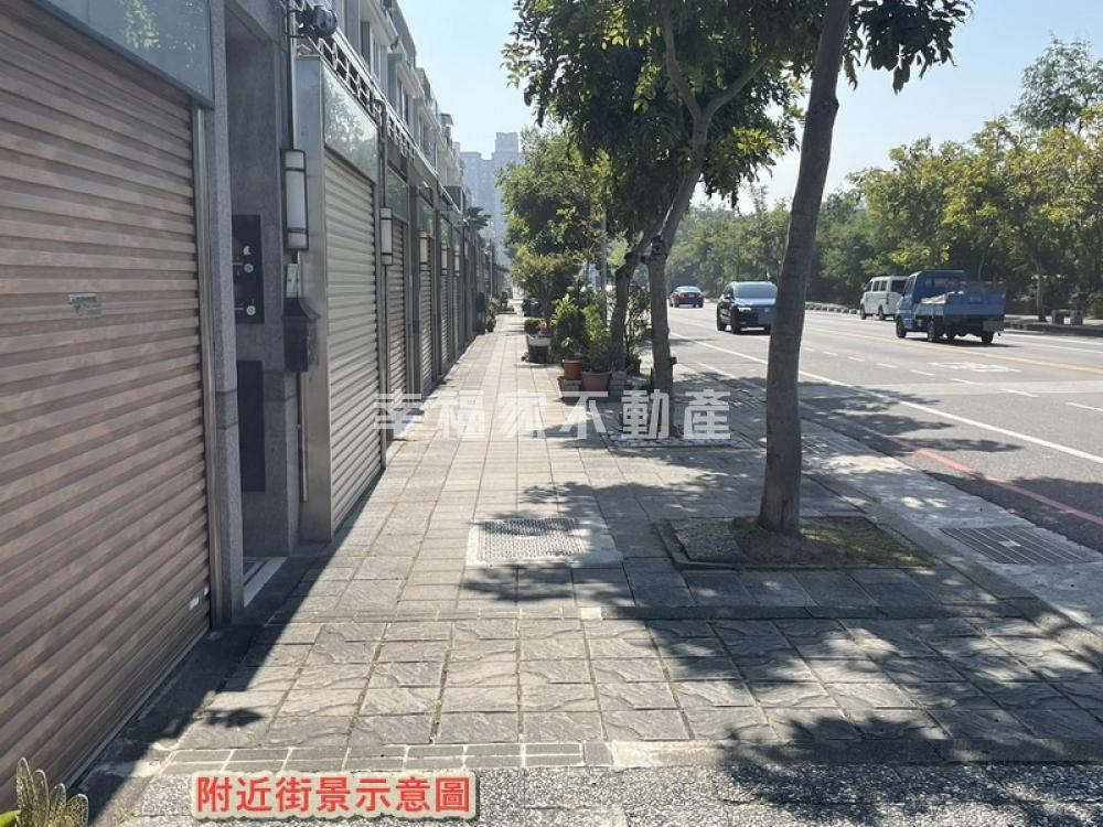 湖美16米路透天車墅
