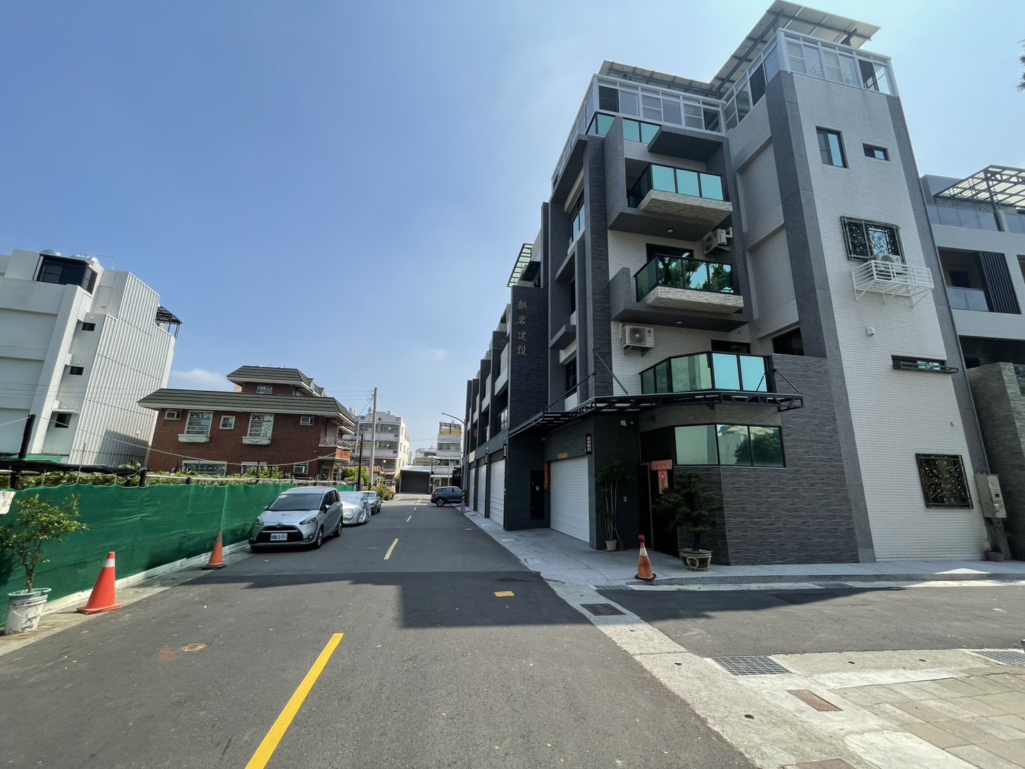 曾❤️推薦⭐️梓官全新邊間面寬電梯三車墅