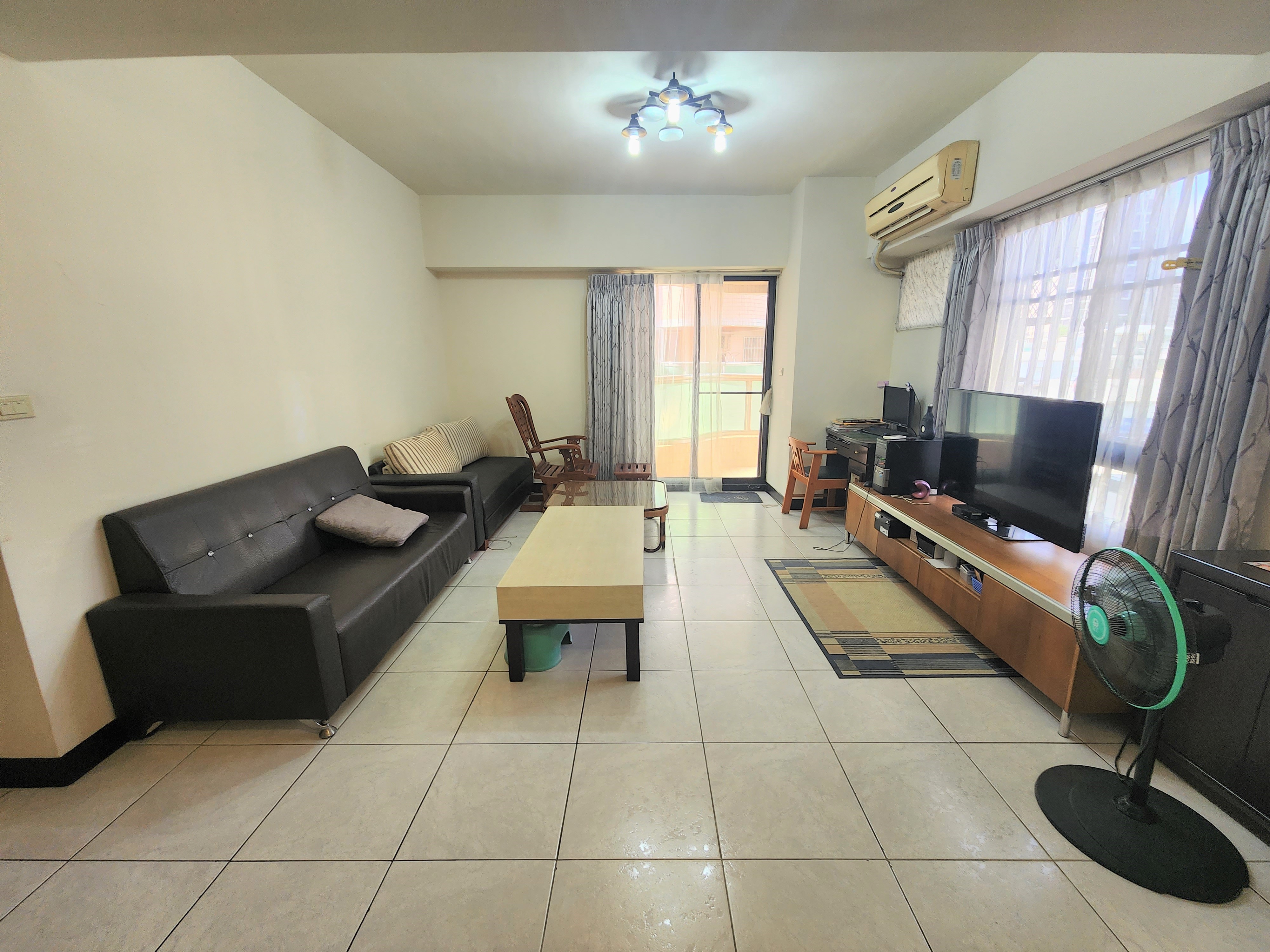 鐳力尊邸4房車為