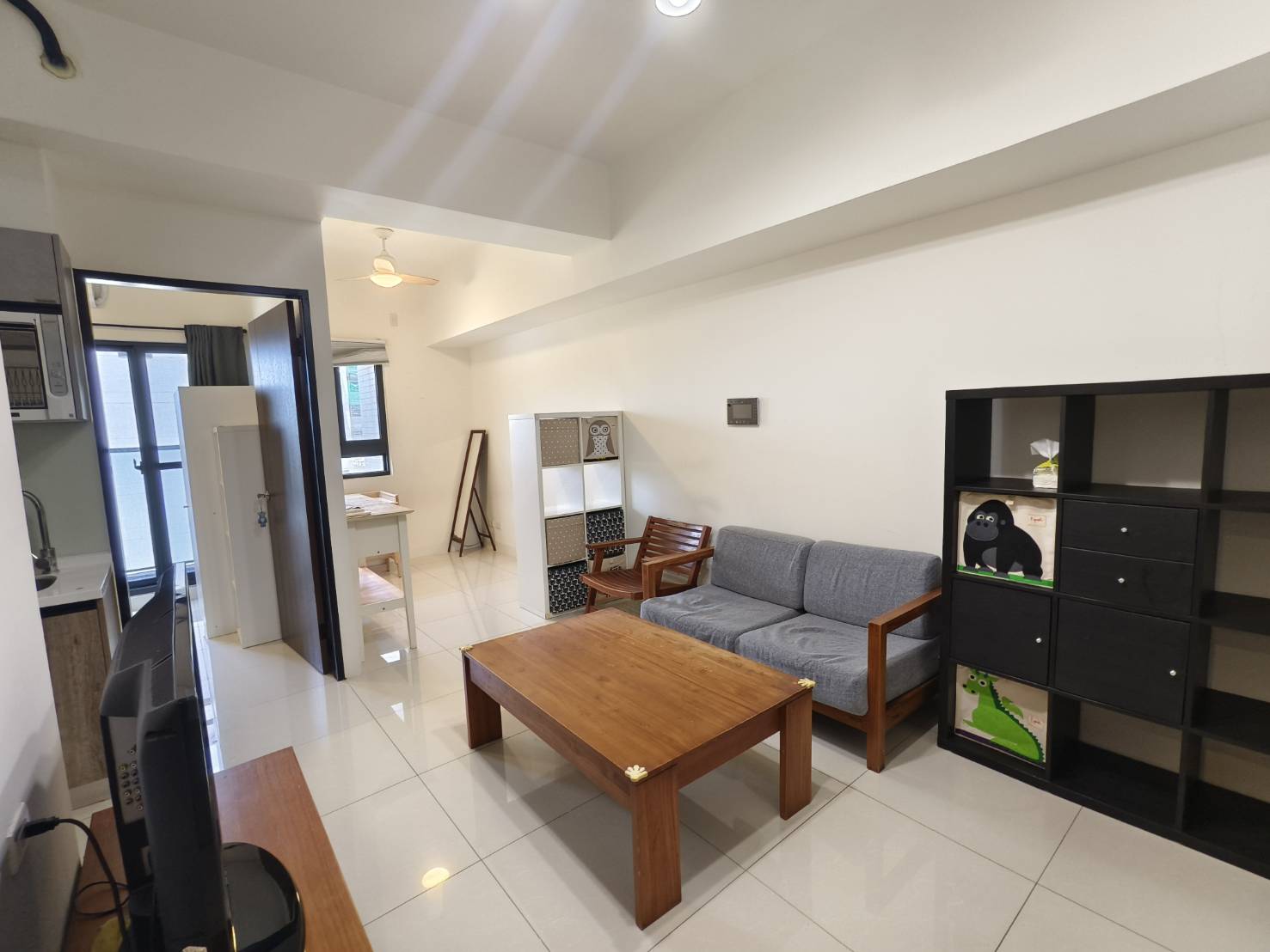 左營重仁近高鐵站電梯大樓