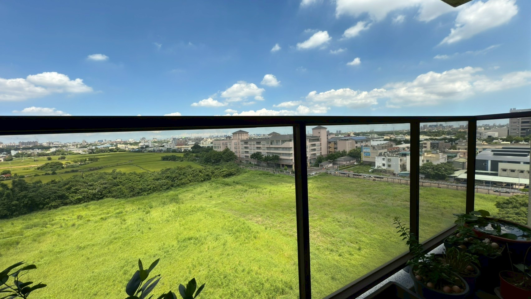 獨家 中路龍安最美曉知青次頂樓景觀三房車