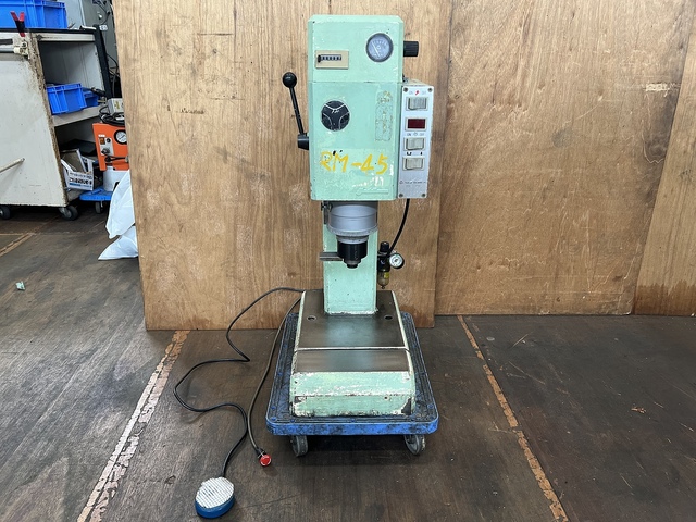 吉川 US-66 Crimper Image 1