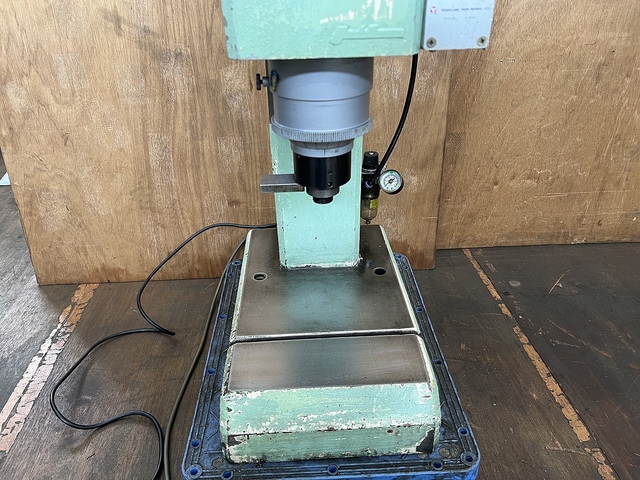 吉川 US-66 Crimper Image 4