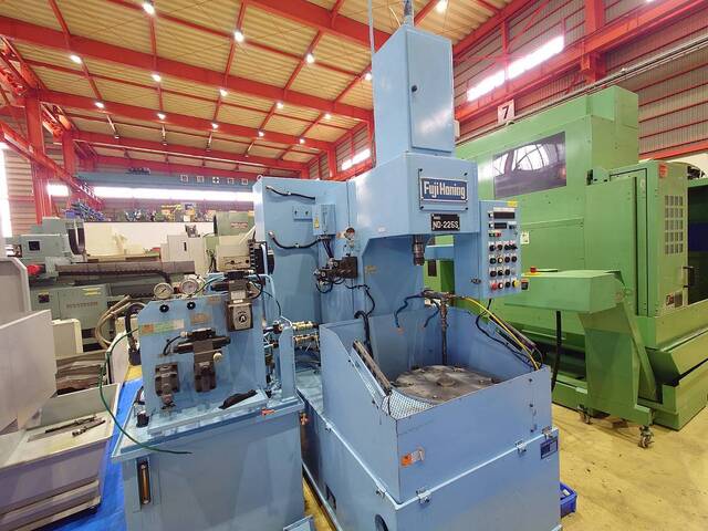 富士ホーニング工業 ND-225S Honing Machine Image 1