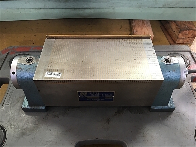 富士磁工 FBM125×250P4G1 Magnet Chuck Image 1