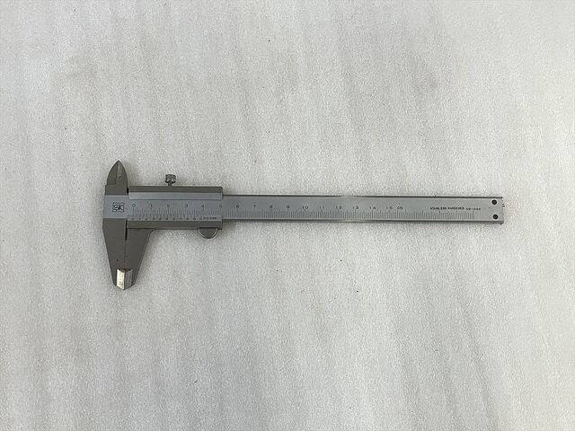 新潟精機 150 Vernier calipers Image 1