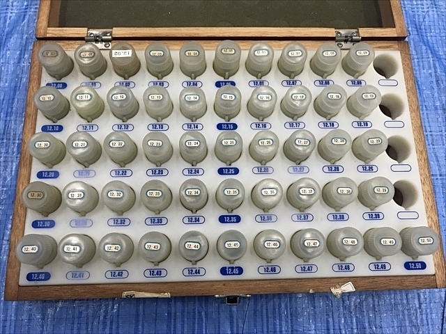 新潟精機 AA-12A Pin Image 1