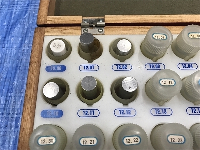 新潟精機 AA-12A Pin Image 2