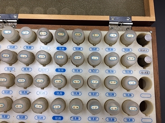 新潟精機 AA-12A Pin Image 3