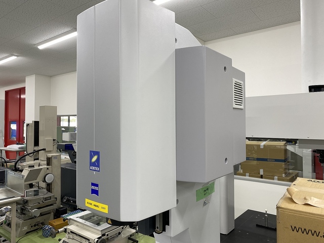 TOKYO SEIMITSU O-INSPECT 322 CMM Image 2