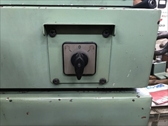 日本精密 EG-250 Tool Grinder Image 7