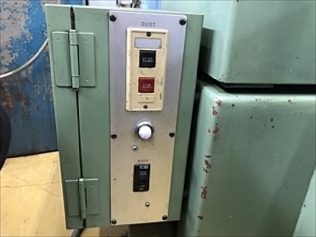 日本精密 EG-250 Tool Grinder Image 8