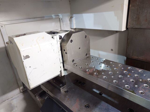 MAZAK VCN-410A Vertical Machining Center Image 15