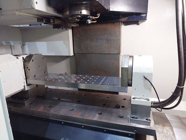 MAZAK VCN-410A Vertical Machining Center Image 16
