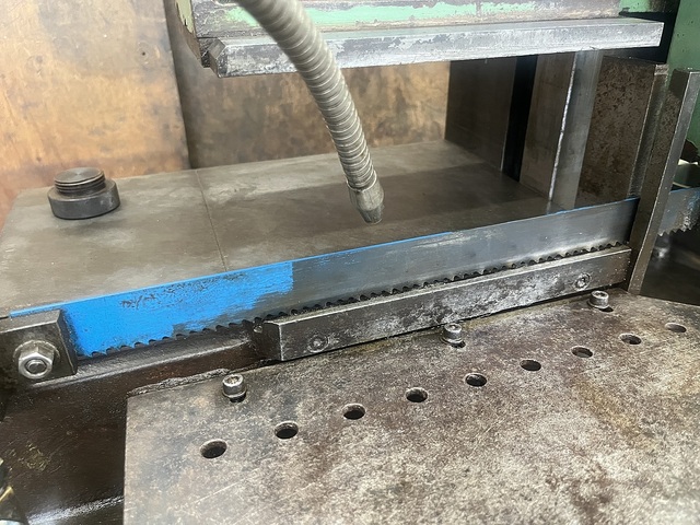 津根精機 P-240F 切断機 の画像 3枚目
