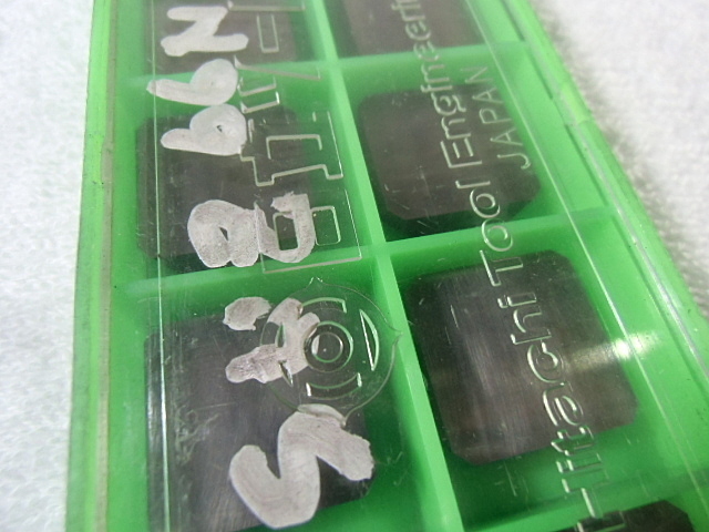 HITACHI TOOL IT10 OR1-T.M-S25 Insert Chip Image 3