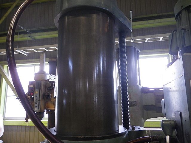 TOA TRD-1000F Radial Drilling Machine Image 6