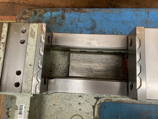 TAKEDA MACHINE TOOLS  Vice Image 3