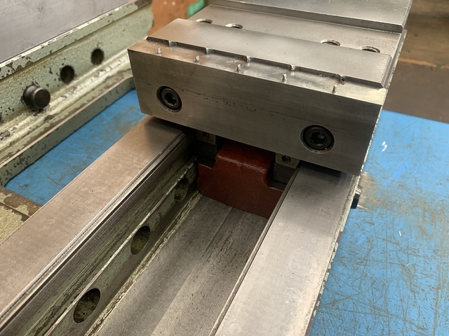 TAKEDA MACHINE TOOLS  Vice Image 4