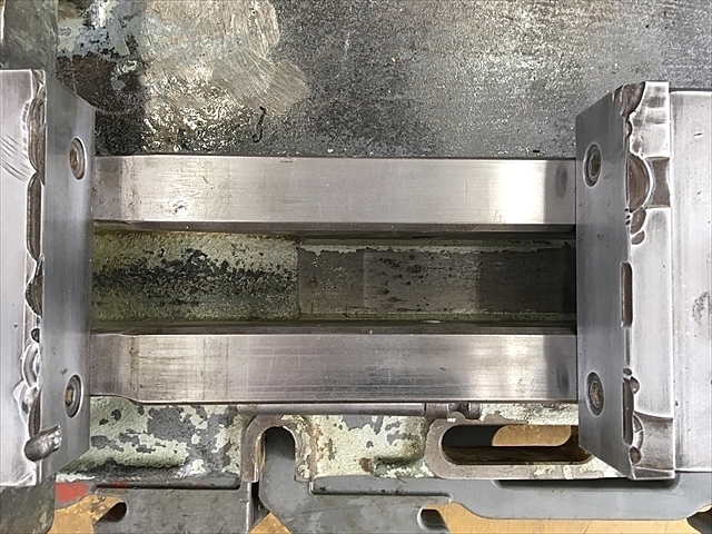 TAKEDA MACHINE TOOLS  Vice Image 8
