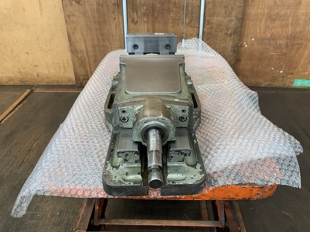 TAKEDA MACHINE TOOLS TK-150 Vice Image 5