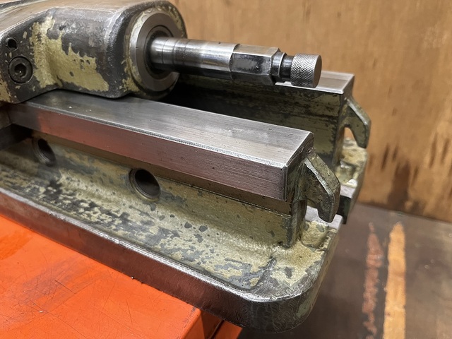 TAKEDA MACHINE TOOLS TK-175HVS Vice Image 6