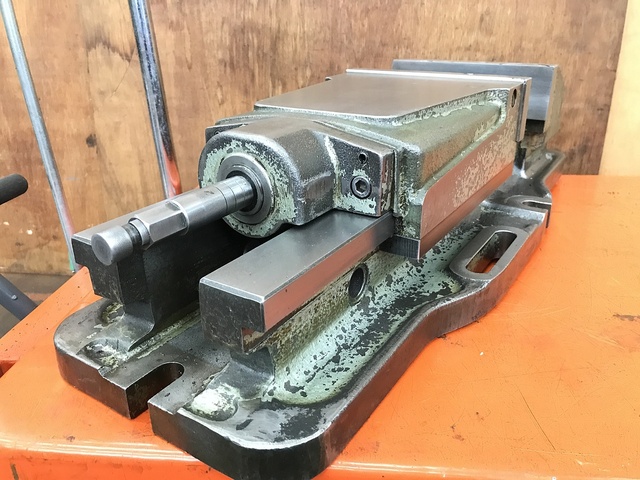 TAKEDA MACHINE TOOLS TK-200HVS Vice Image 5