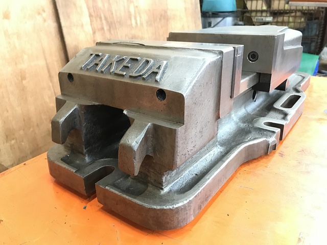 TAKEDA MACHINE TOOLS TK-200HVS Vice Image 4