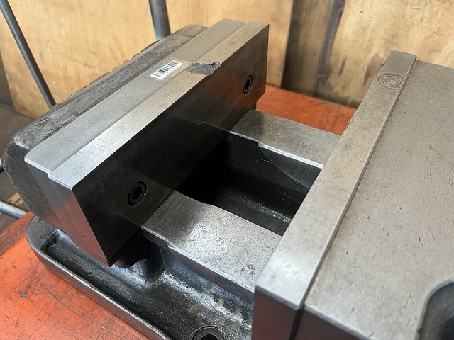 TAKEDA MACHINE TOOLS TK-250HVS Vice Image 2