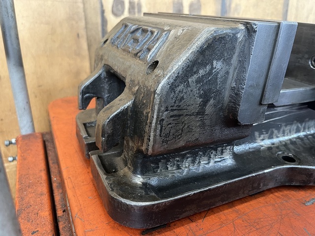 TAKEDA MACHINE TOOLS TK-250HVS Vice Image 5