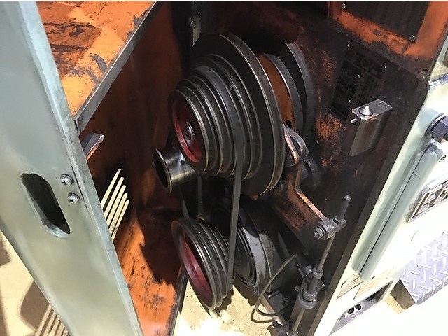 江黒 GL-120 Lathe Image 15