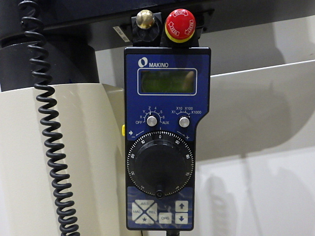MAKINO FB127 Vertical Machining Center Image 3