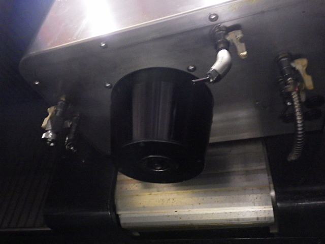 MAKINO FB127 Vertical Machining Center Image 5