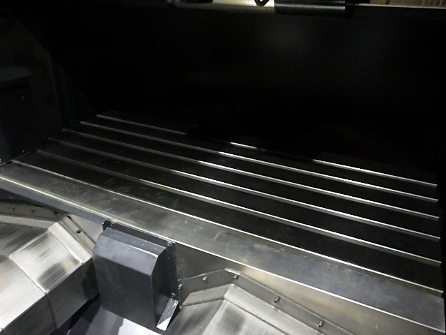 MAKINO FB127 Vertical Machining Center Image 6