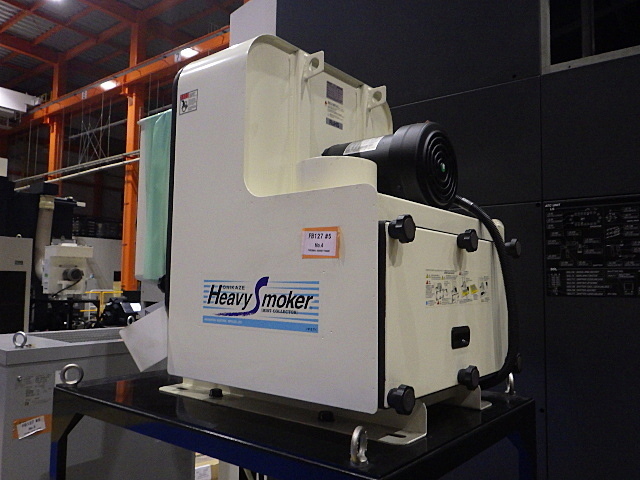 MAKINO FB127 Vertical Machining Center Image 11