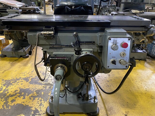 MAKINO KSAP Vertical Milling Machine Image 6