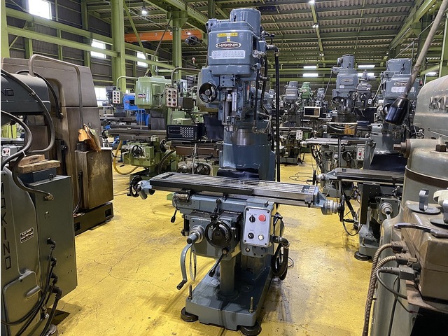MAKINO KSAP-55 Vertical Milling Machine Image 2