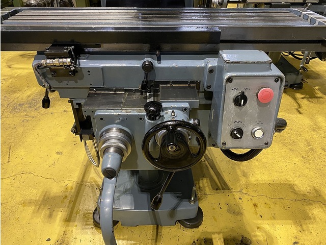 MAKINO KSAP-55 Vertical Milling Machine Image 7