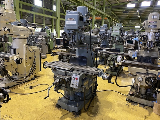MAKINO KSAP-55 Vertical Milling Machine Image 1