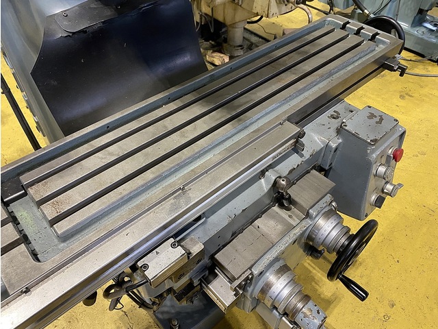 MAKINO KSAP-55 Vertical Milling Machine Image 5