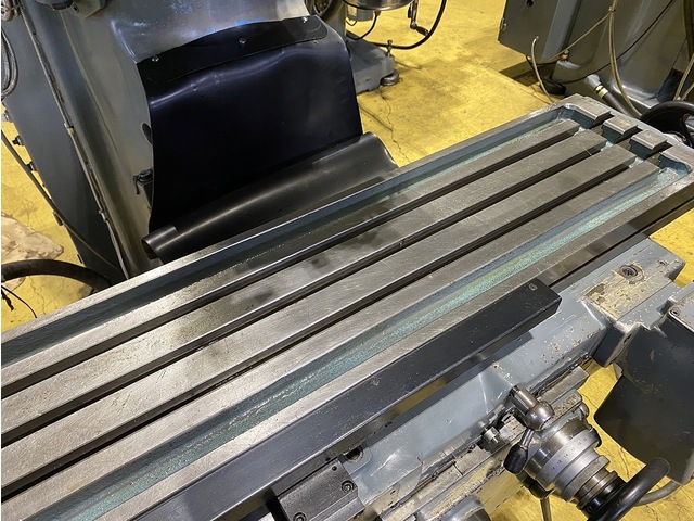 牧野フライス製作所 KVJ-55 立型フライス盤 の画像 4枚目