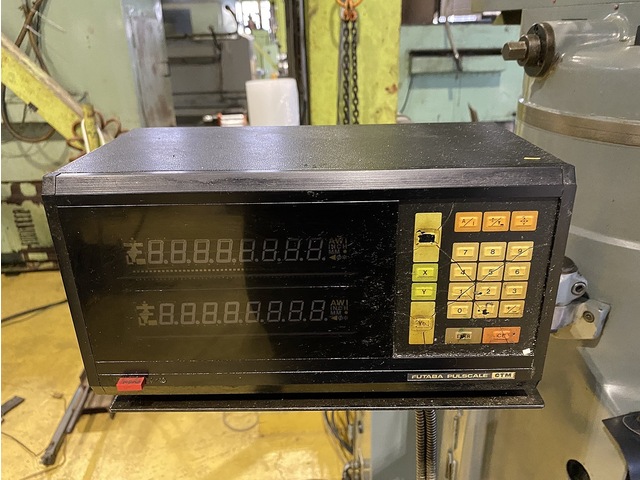 MAKINO KVJP-55 Vertical Milling Machine Image 8