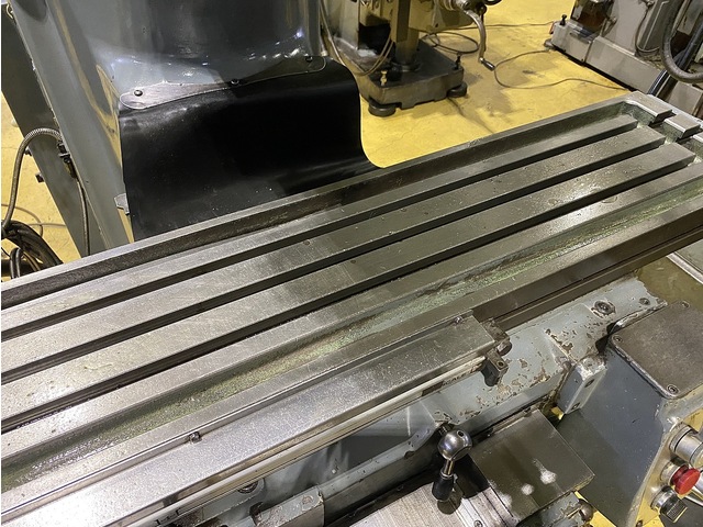 牧野フライス製作所 KVP-55 立型フライス盤 の画像 4枚目