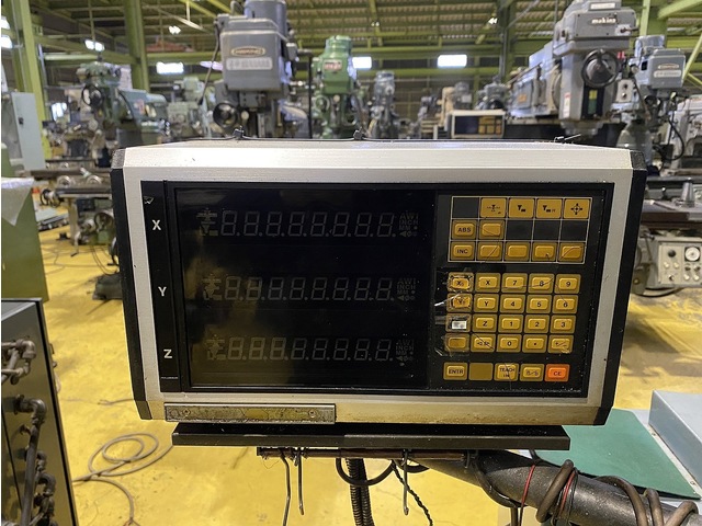 牧野フライス製作所 KVP-55 立型フライス盤 の画像 6枚目
