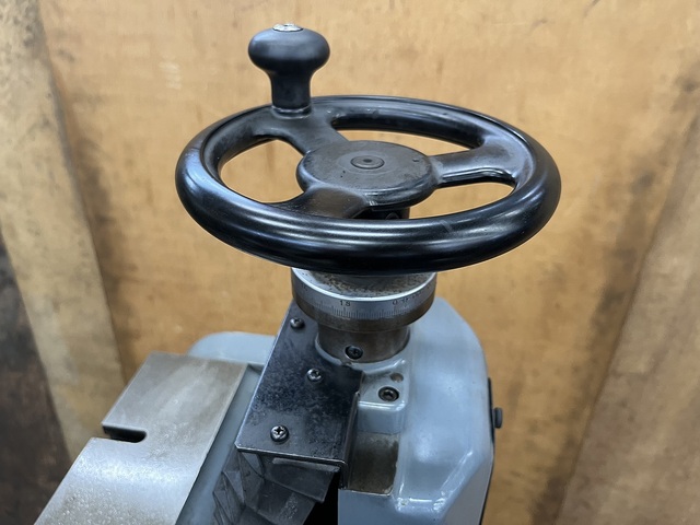 MAKINO YG-25 Tool Grinder Image 4